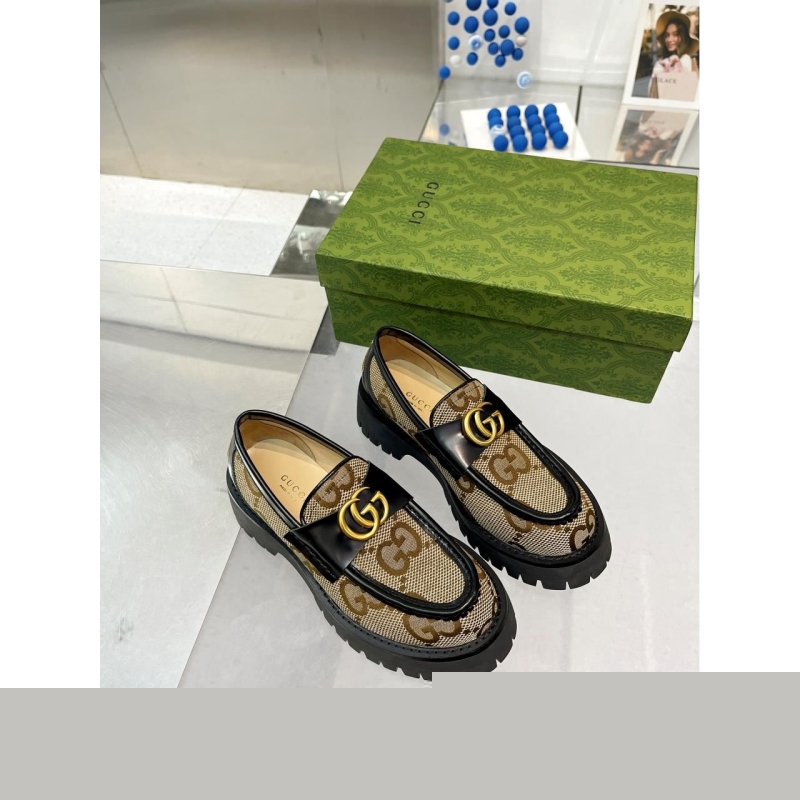G*u*i leather shoes